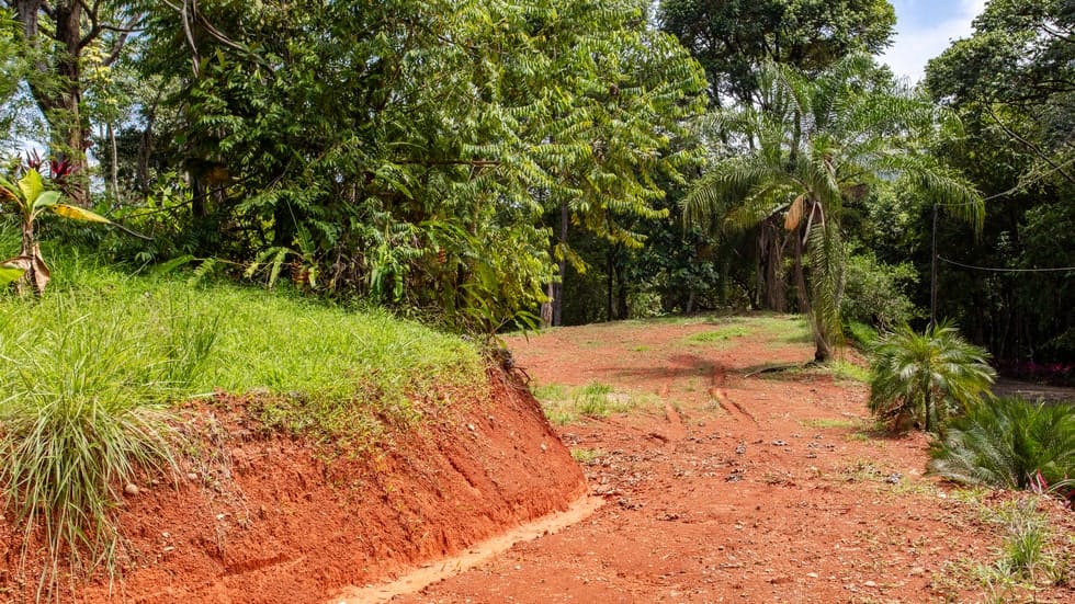 Ocean view property in Playa Dominical