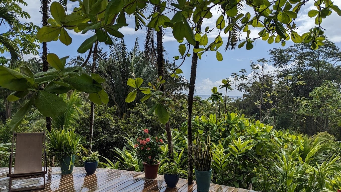 Ecolodge retreat for sale