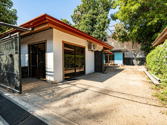 Home near Playa Guiones
