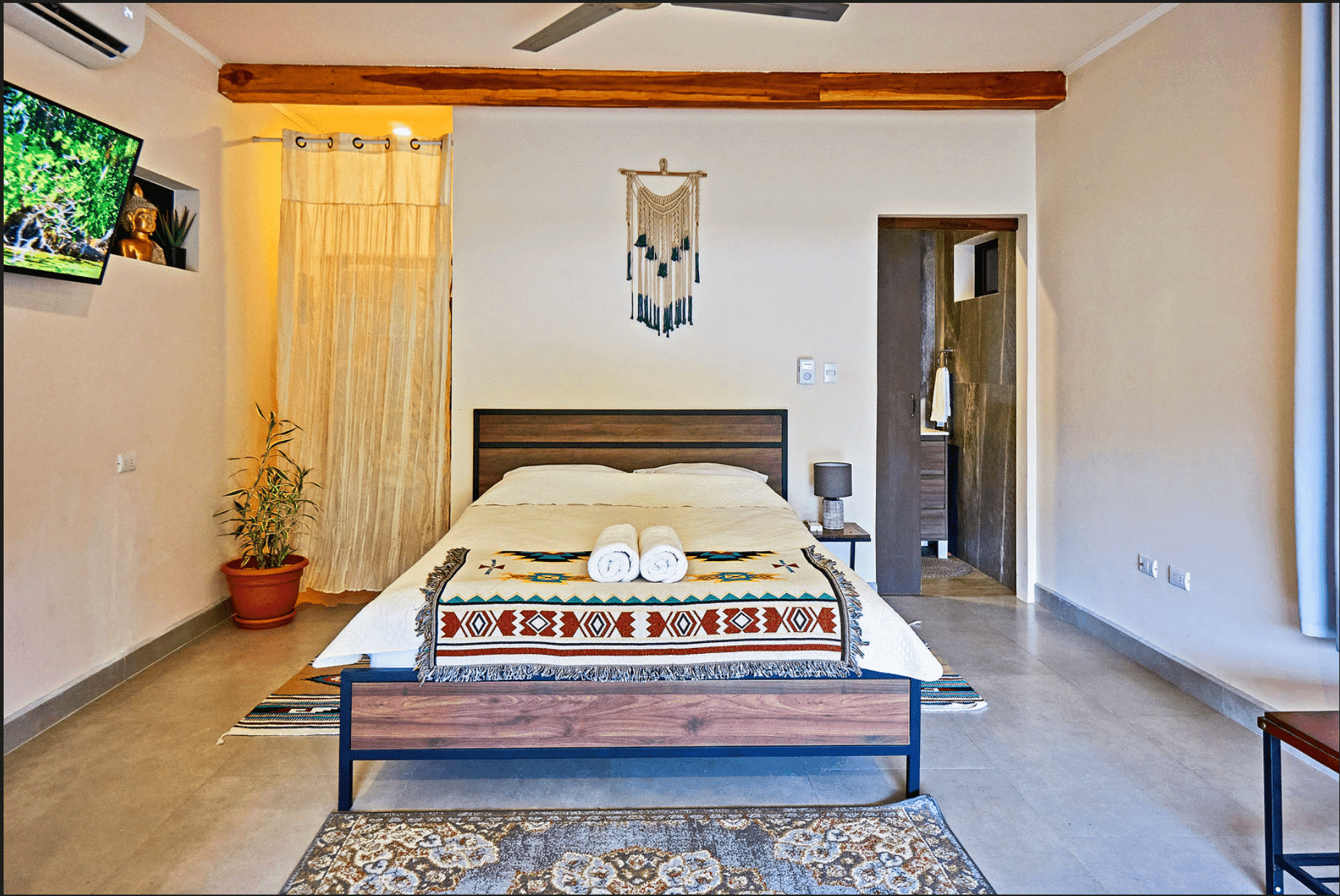 Apartment Complex in Santa Teresa