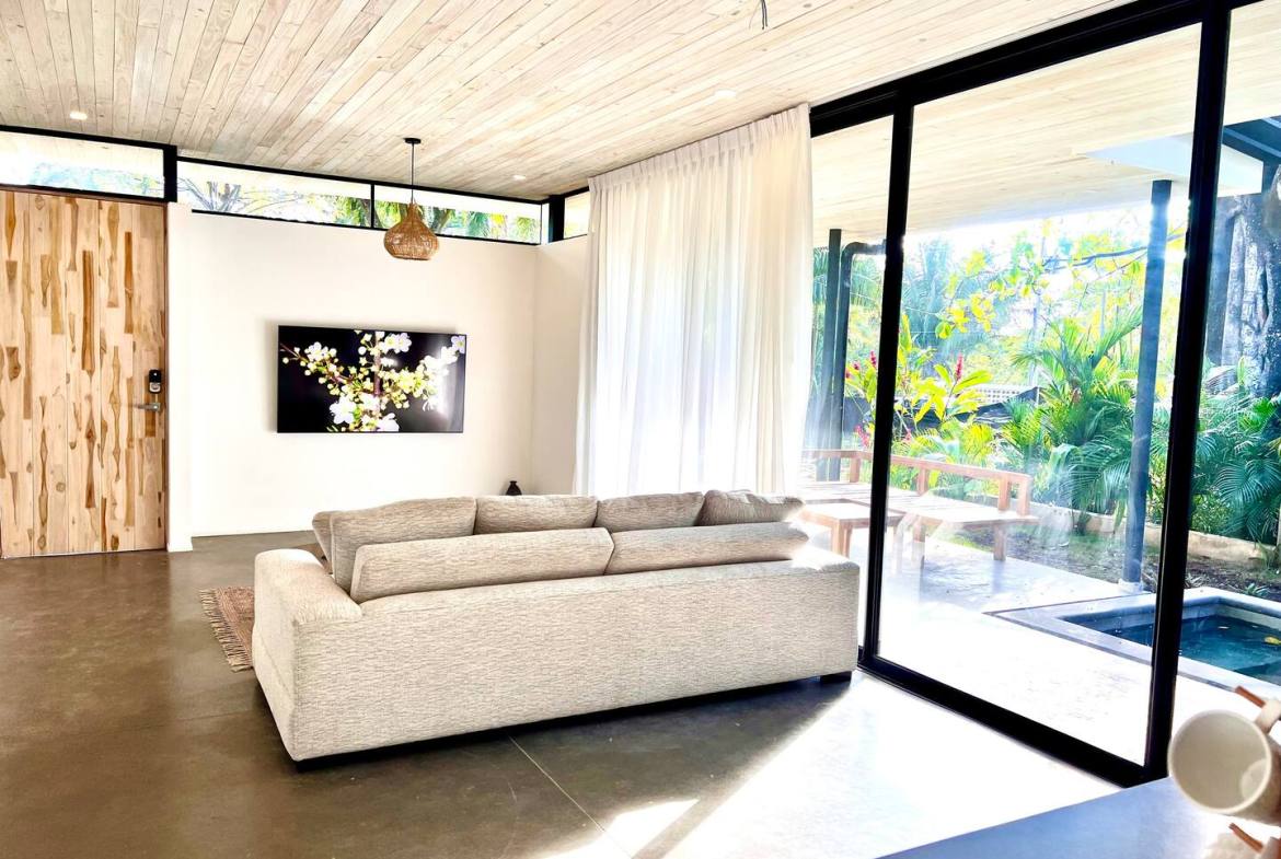 Gated community home in Malpais