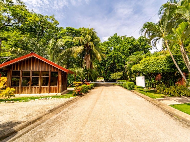 For Sale in Playa Samara