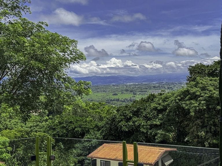 Unique Contemporary Mountainside Home