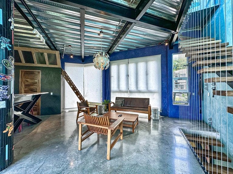 Unique Contemporary Mountainside Home