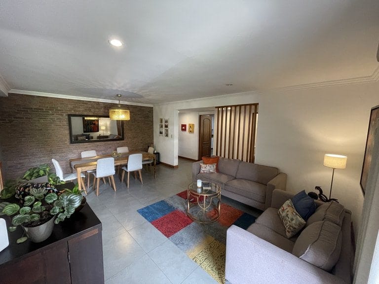 Spacious Apartment in EscazÃº