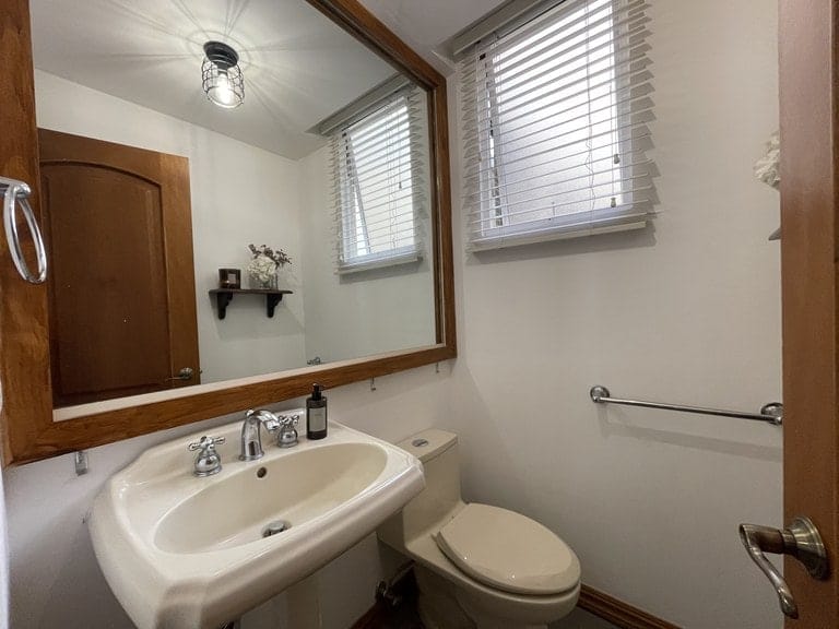 Spacious Apartment in EscazÃº