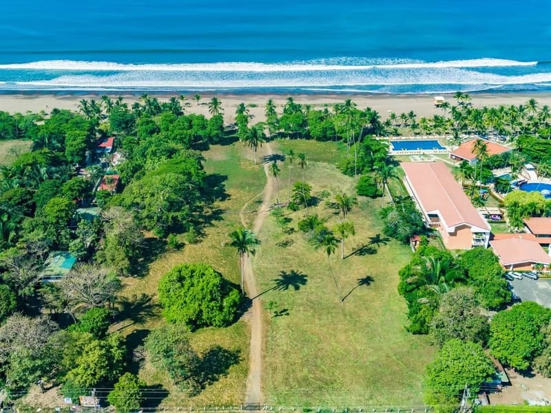 Beachfront property in Jaco
