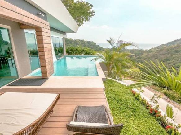 Luxury Estate in Jaco
