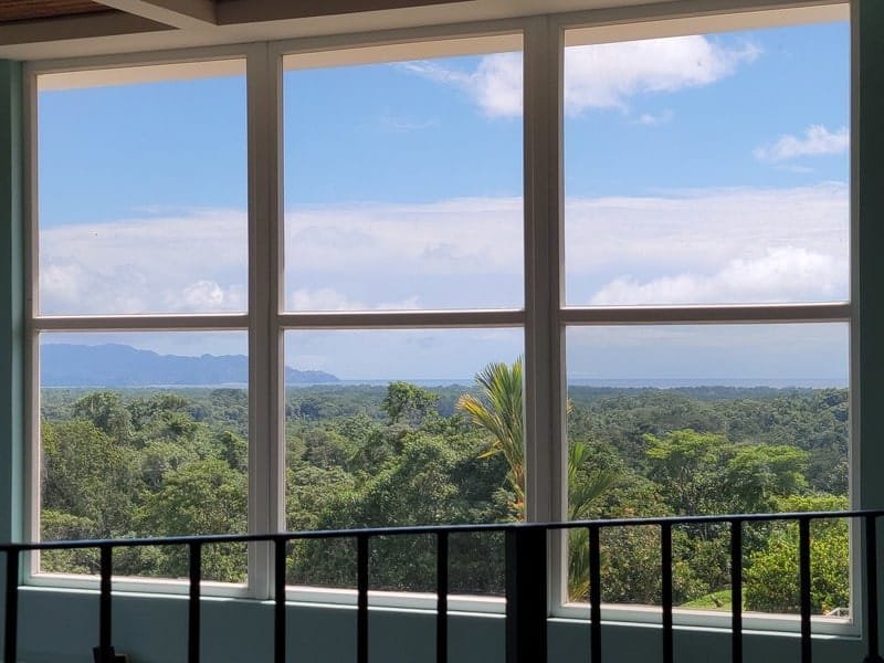 Oceanview property in Tarcoles