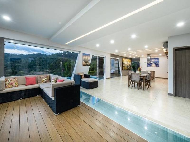 Luxury Estate in Jaco