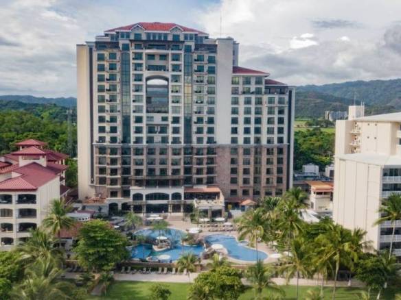 Ocean front property in Jaco