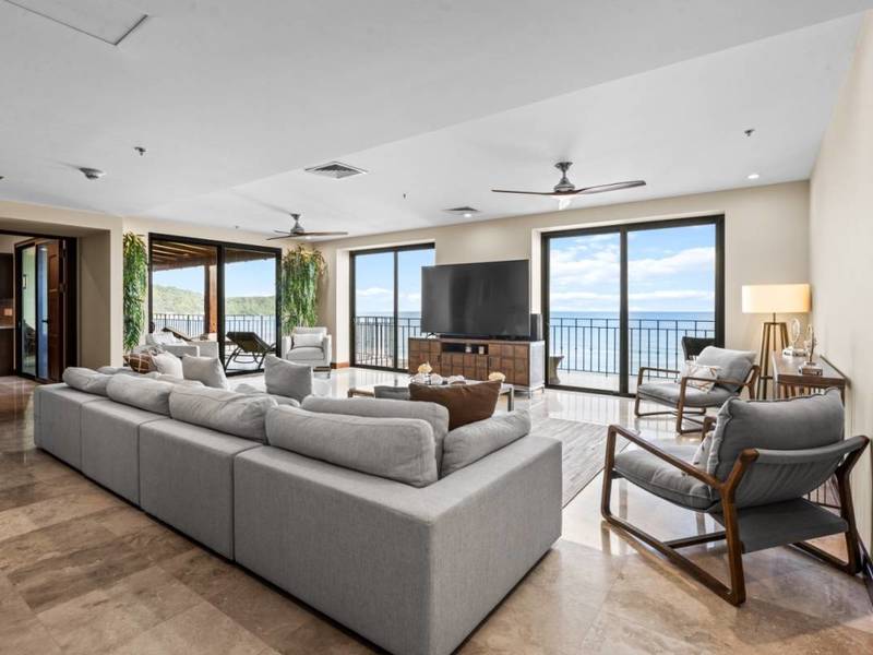 Ocean front property in Jaco