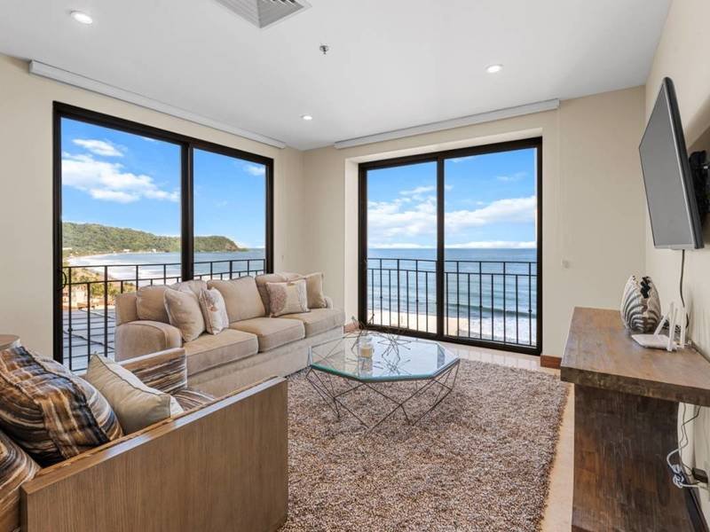 Ocean front property in Jaco