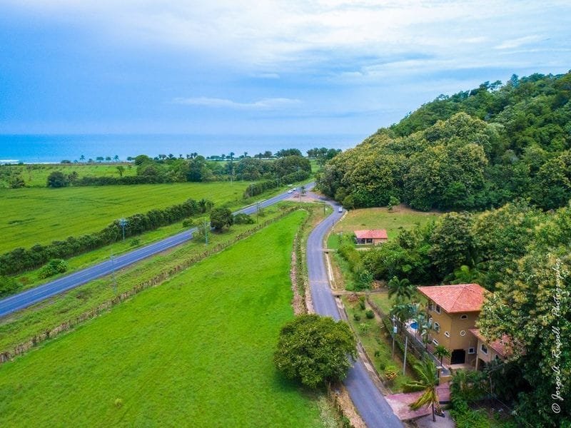 Ocean view property in Playa Hermosa, Jaco