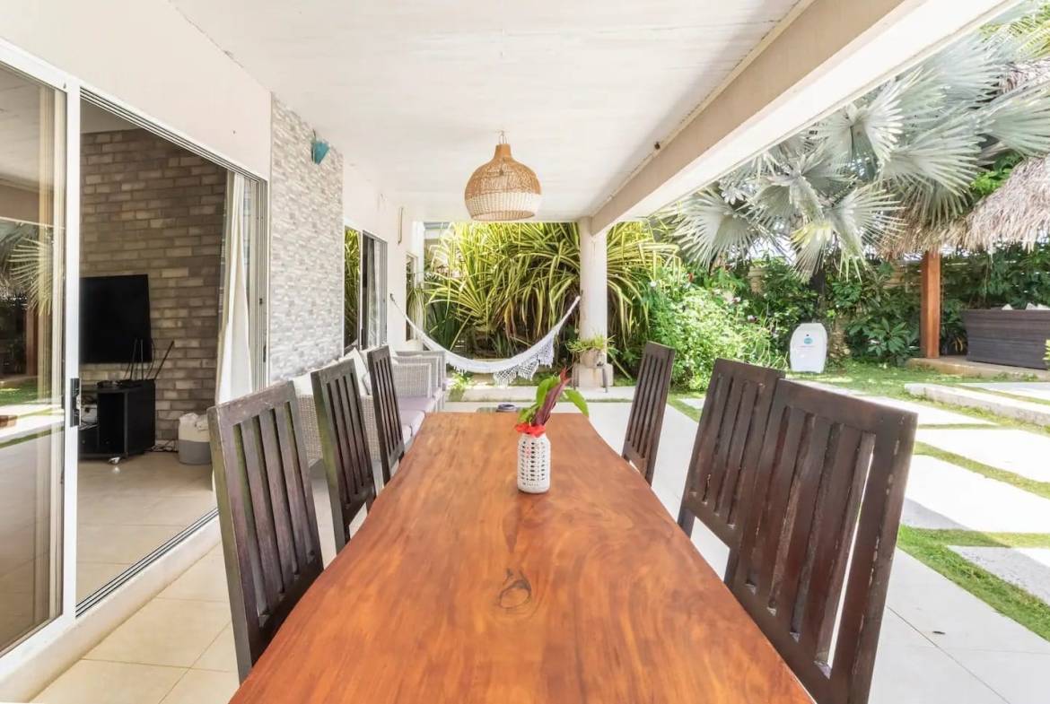 Breathtaking oceanview villa in Santa Teresa