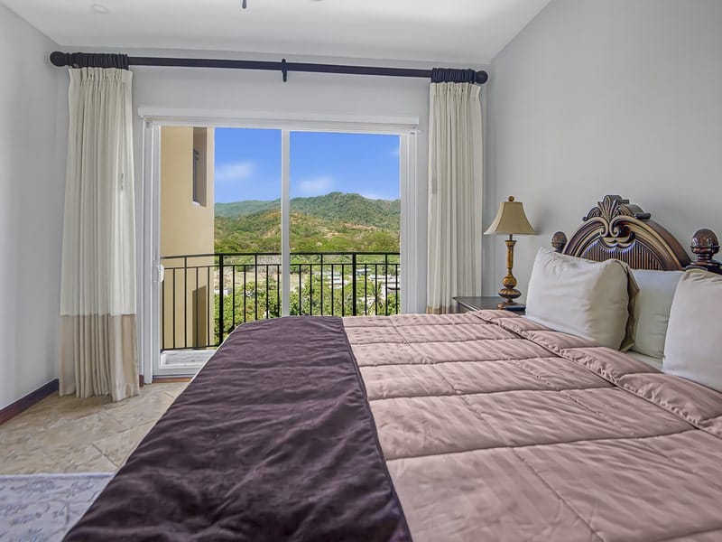 Beachfront condo in Jaco