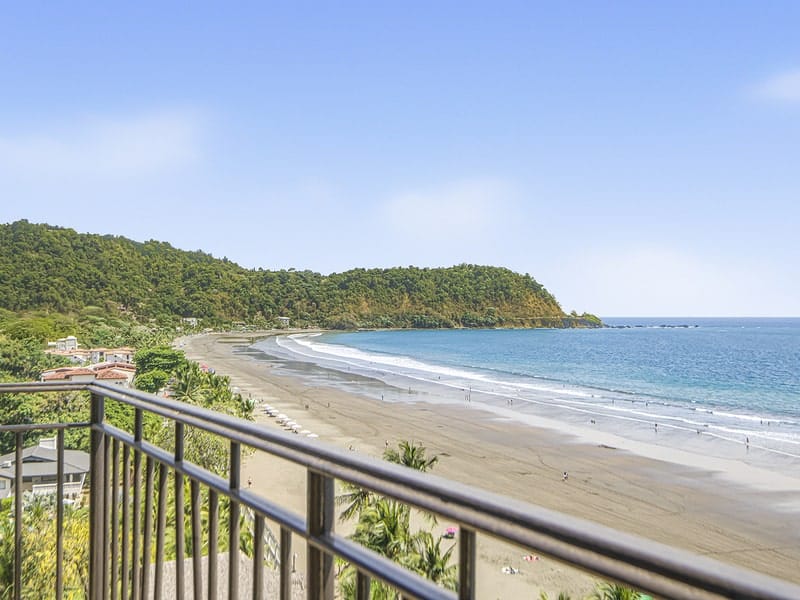 Beachfront condo in Jaco