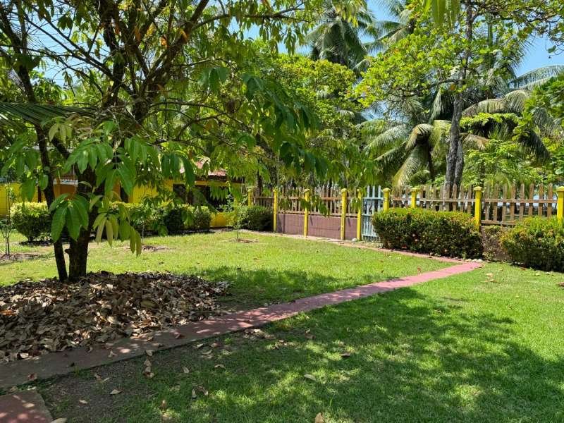 Beachfront Cabinas in Zancudo