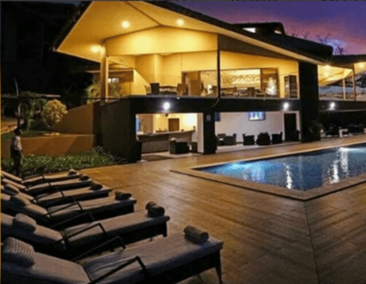 Resort in Playa Carillo