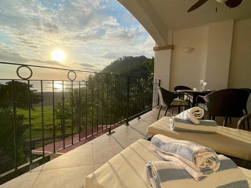 Property in Tres Regalos, Jaco