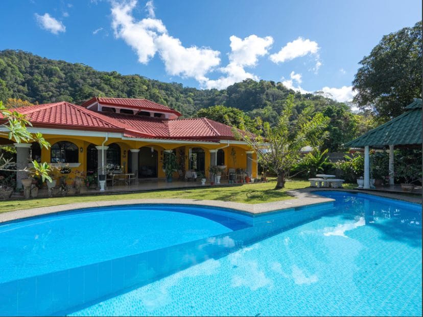 Investment opportunity in Golfito