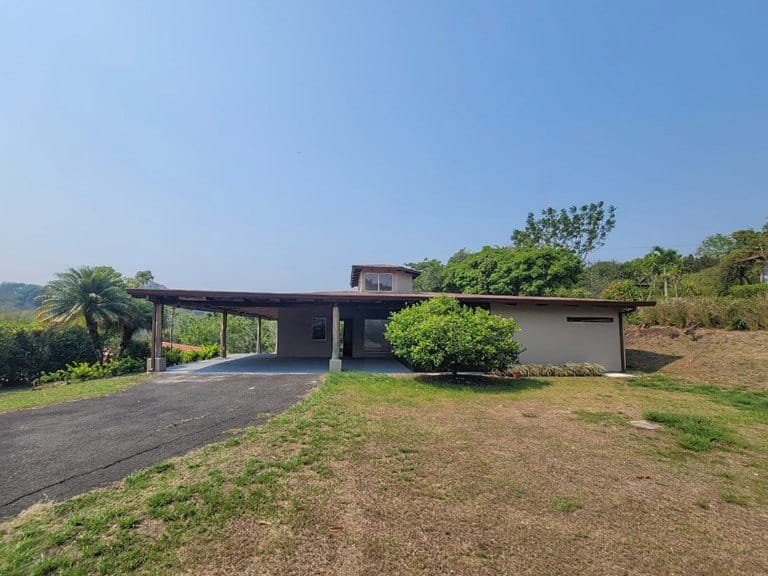 Property in Plamera Alajuela