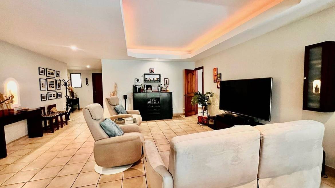 f53f9206bdc91fe610e2159c9c005044-min