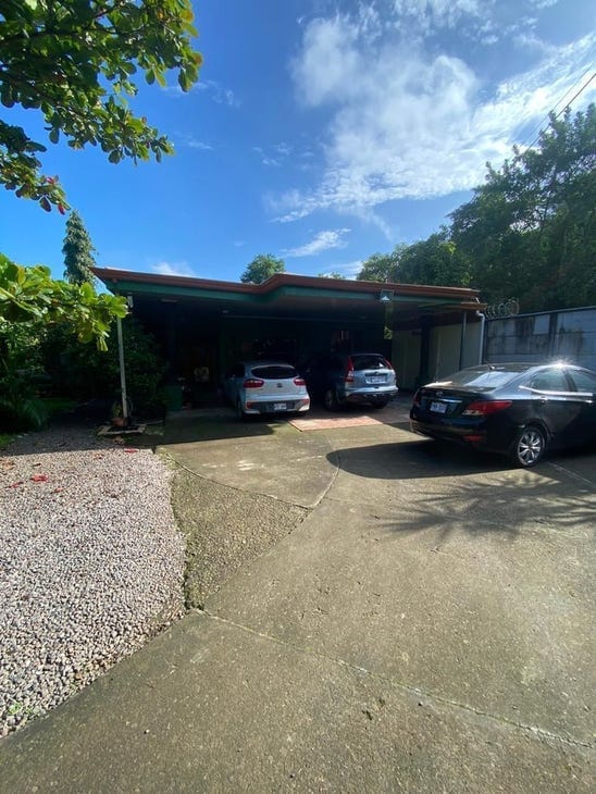 Home in Cuidad Colon, Costa Rica