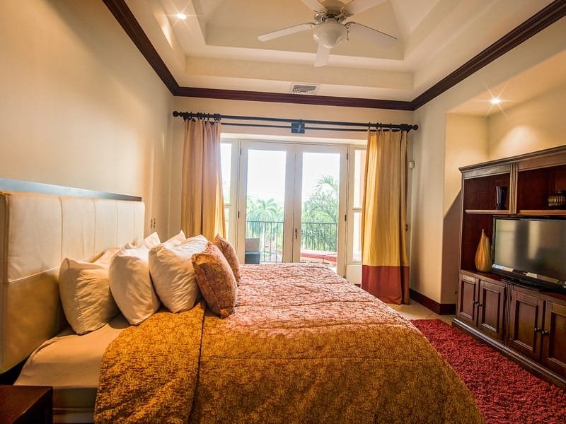 Beachfront condo in Los Sueños