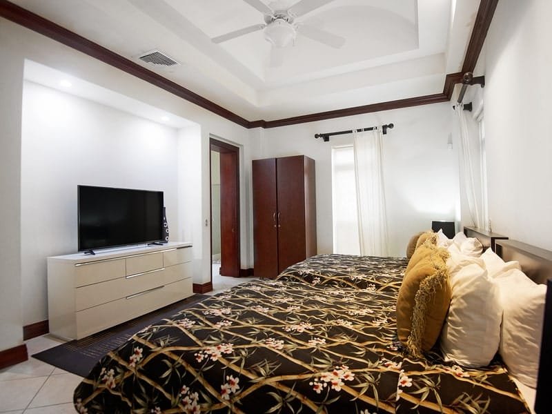 Beachfront condo in Los Sueños