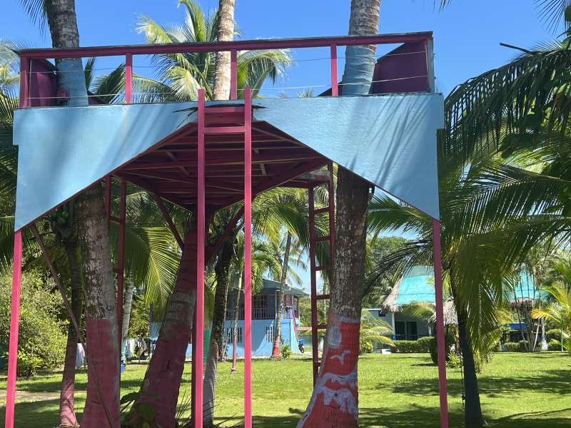 Beachfront home and cabins in Zancudo