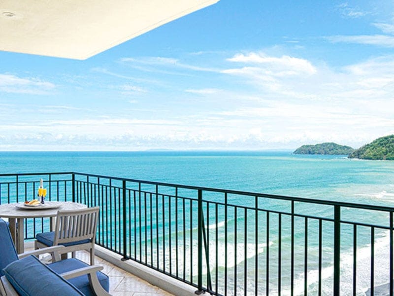 Beachfront condo in Jaco