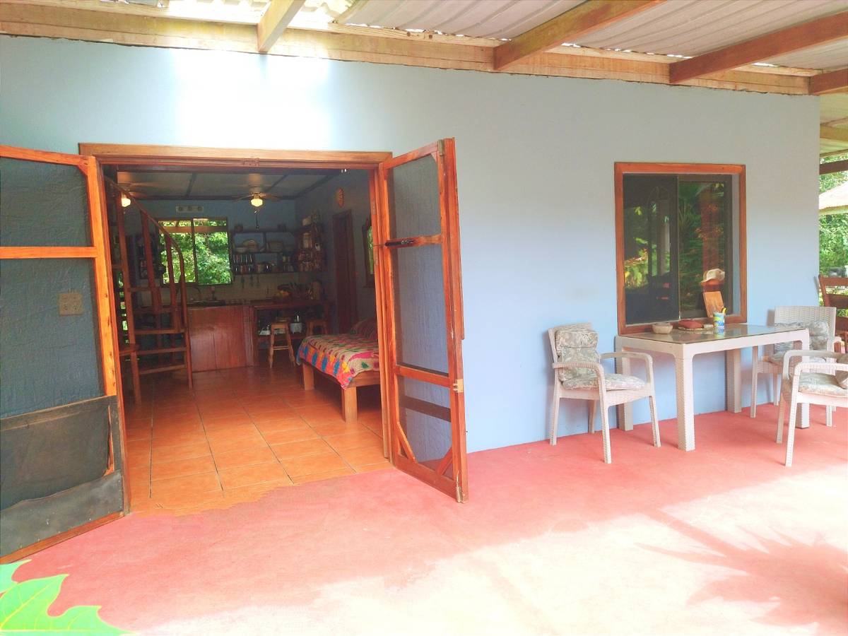 Jungle home in Playa Zancudo