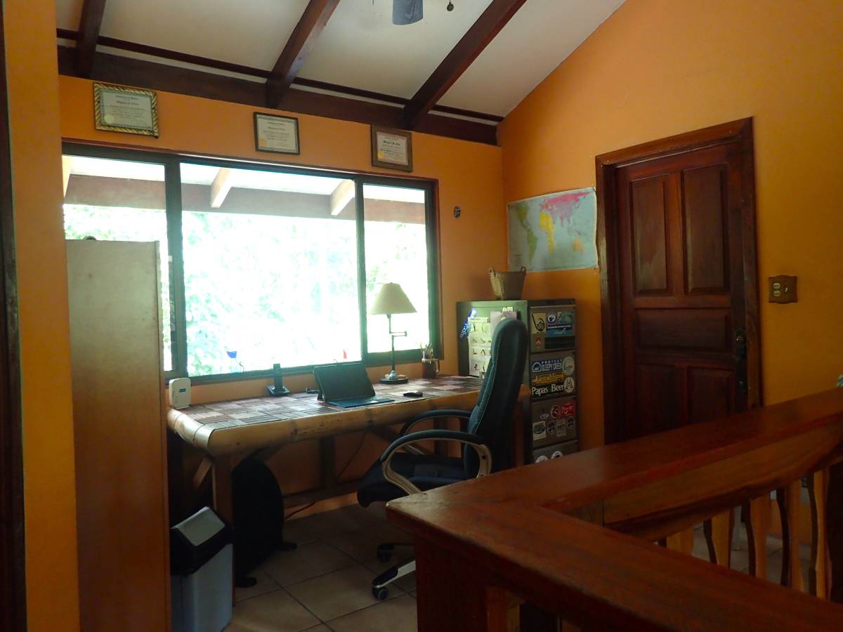 Jungle home in Playa Zancudo