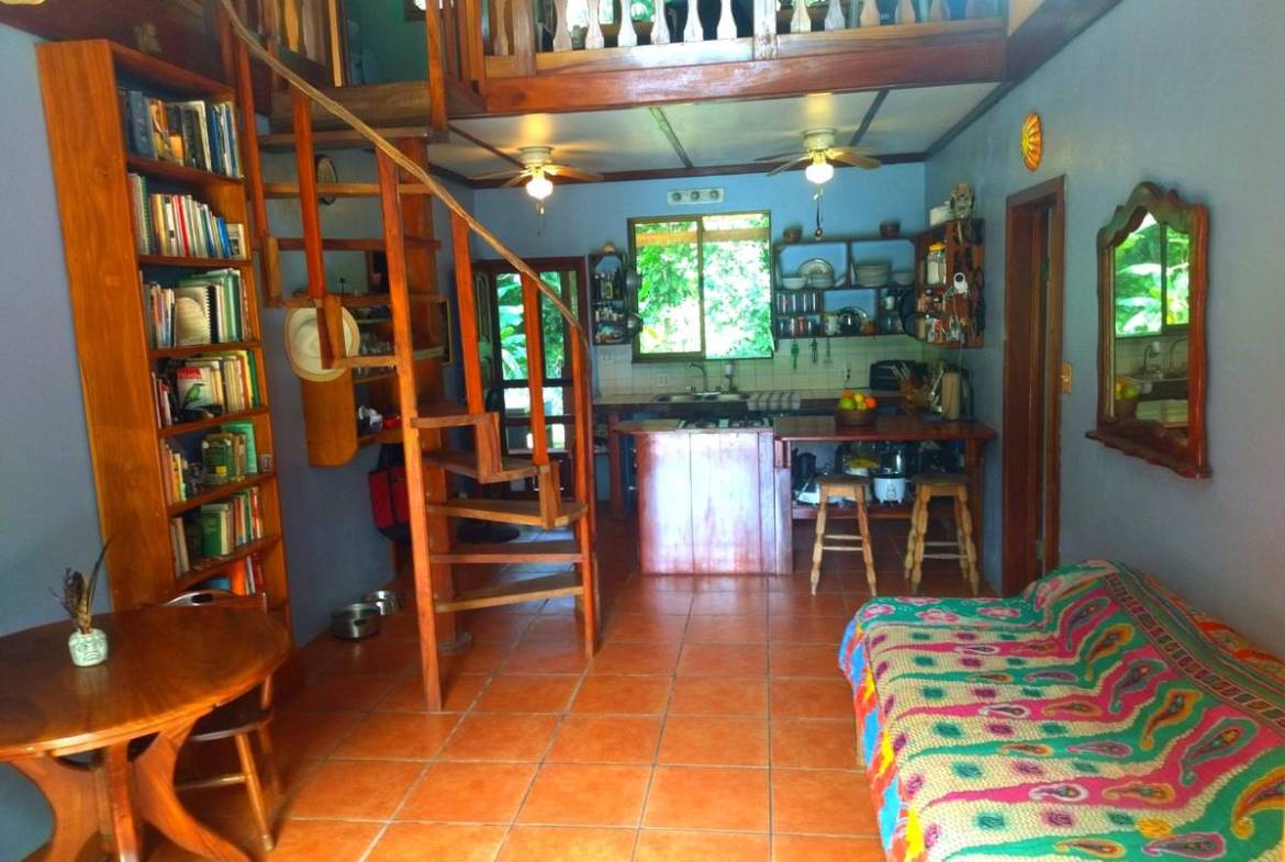 Jungle home in Playa Zancudo