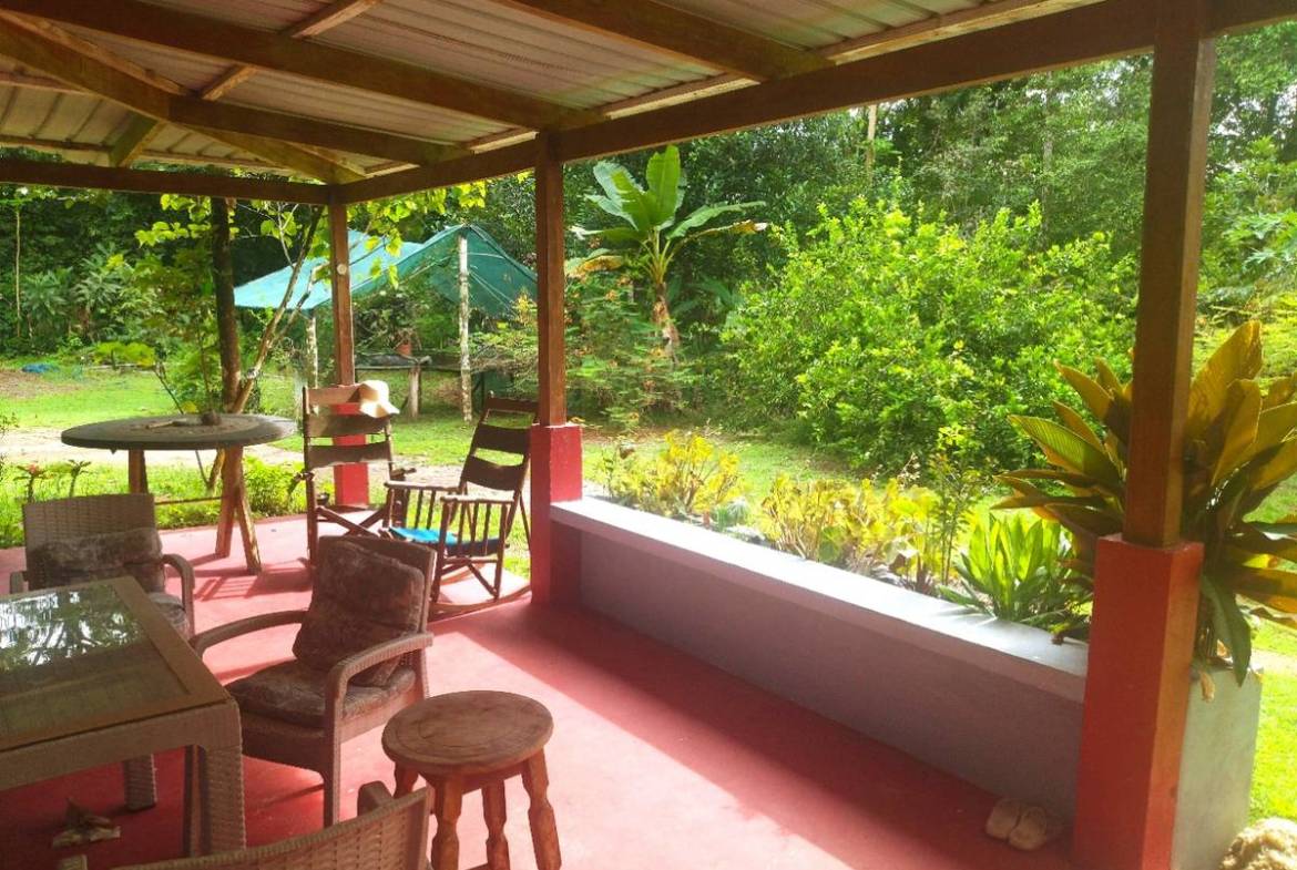 Jungle home in Playa Zancudo