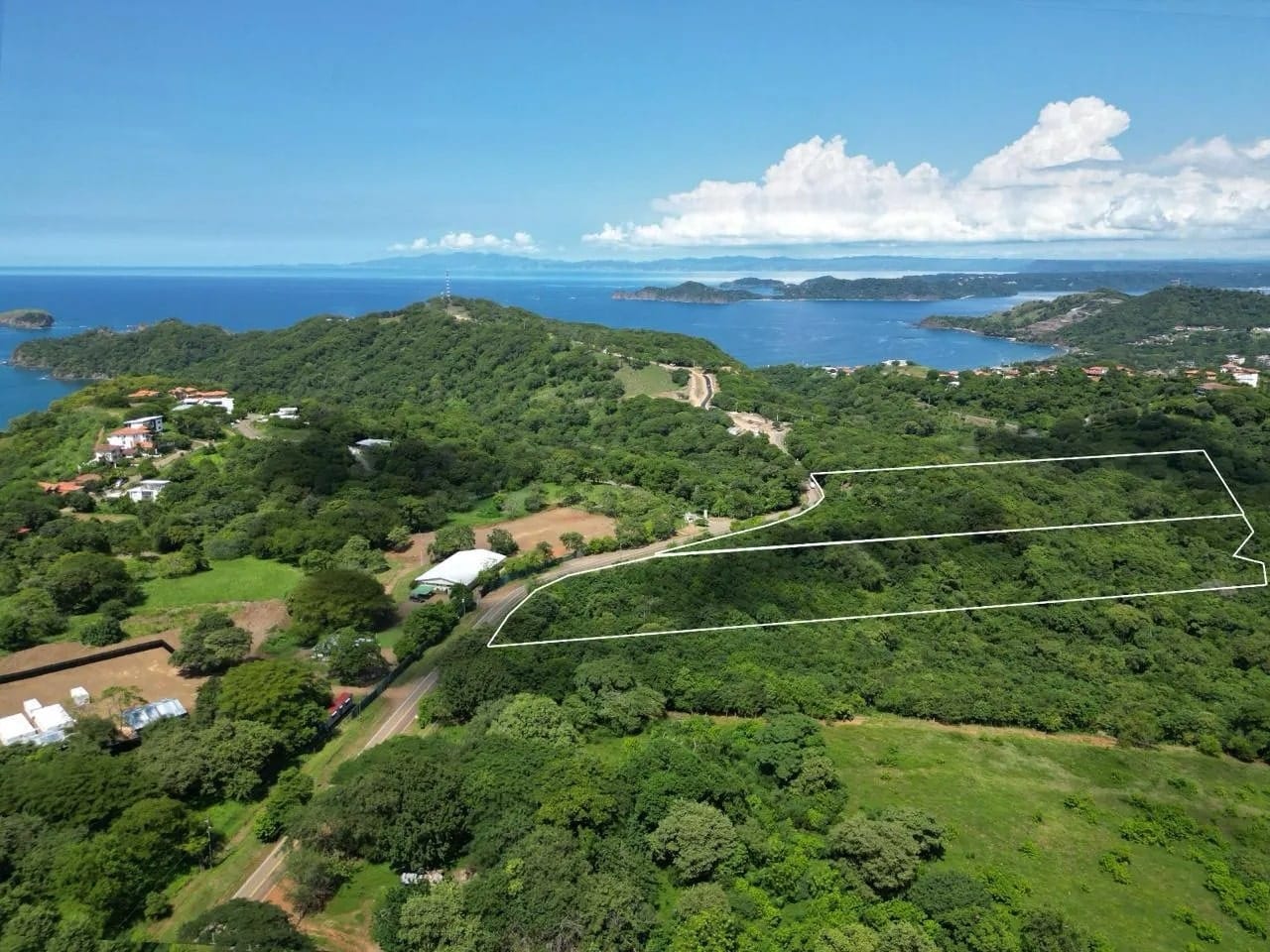 Expansive land in Papagayo