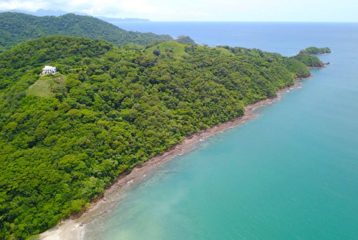 Beachfront land in Papagayo