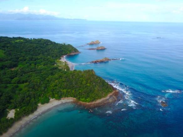 Beachfront land in Papagayo