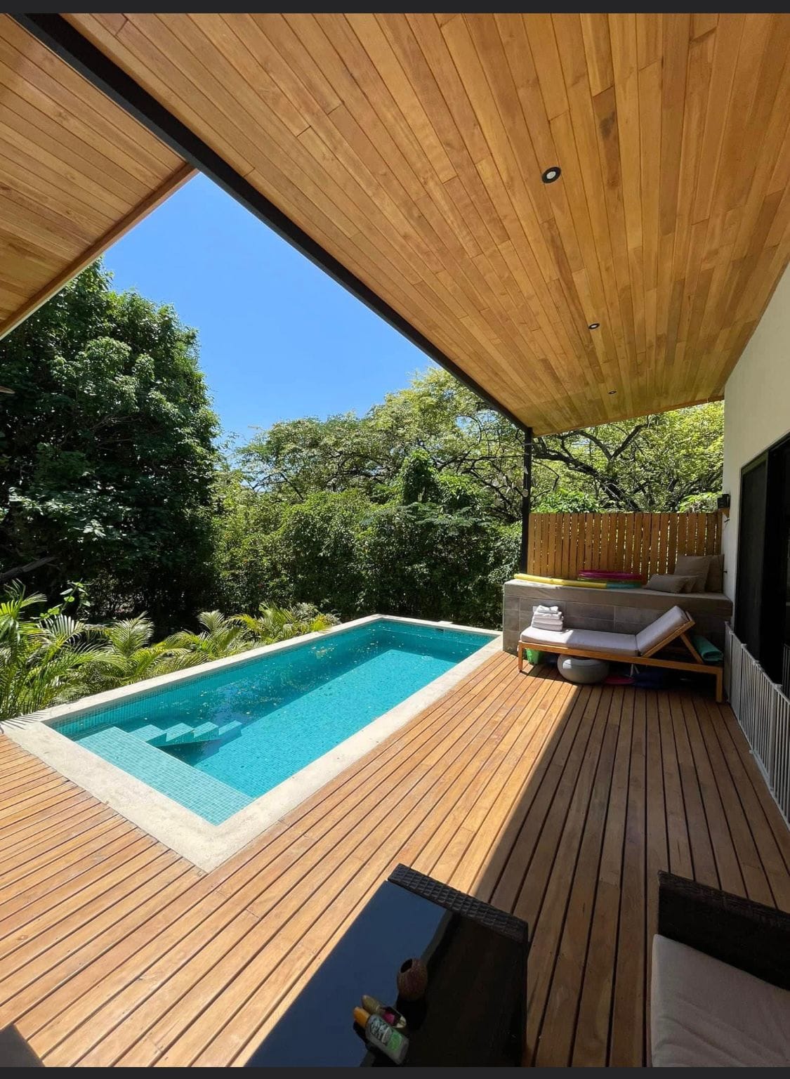 Modern home in Santa Teresa