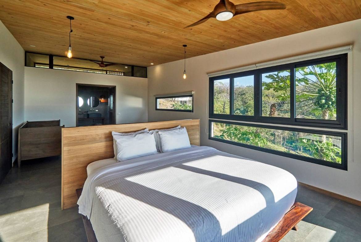 Luxury retreat in Santa Teresa