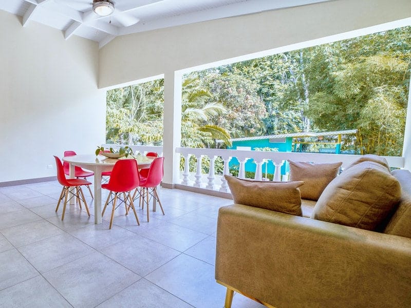 Income producing in Limon