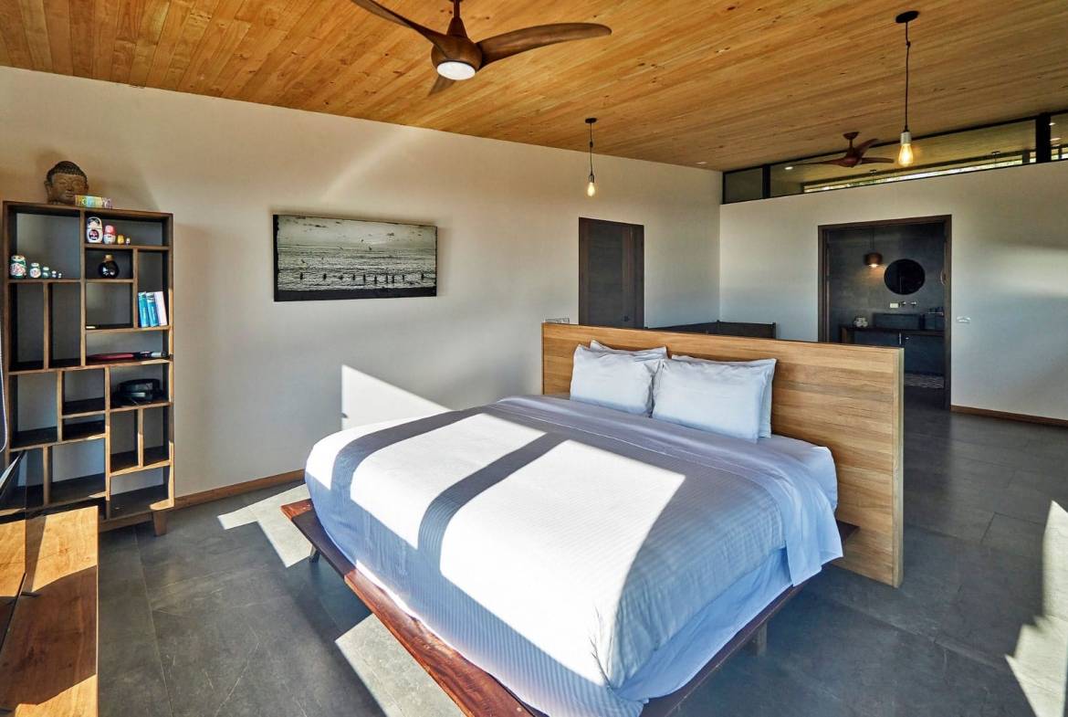 Luxury retreat in Santa Teresa