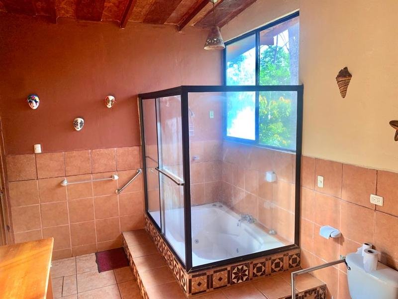 Luxury estate in La Fortuna