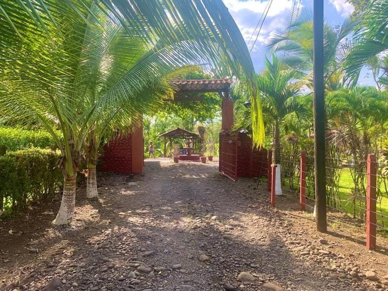 Luxury estate in La Fortuna