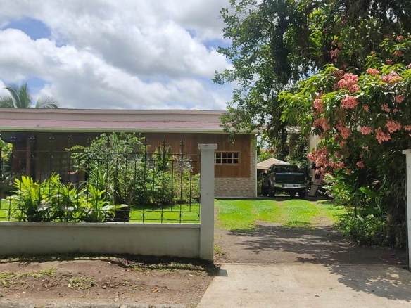 Commercial Property in La Fortuna