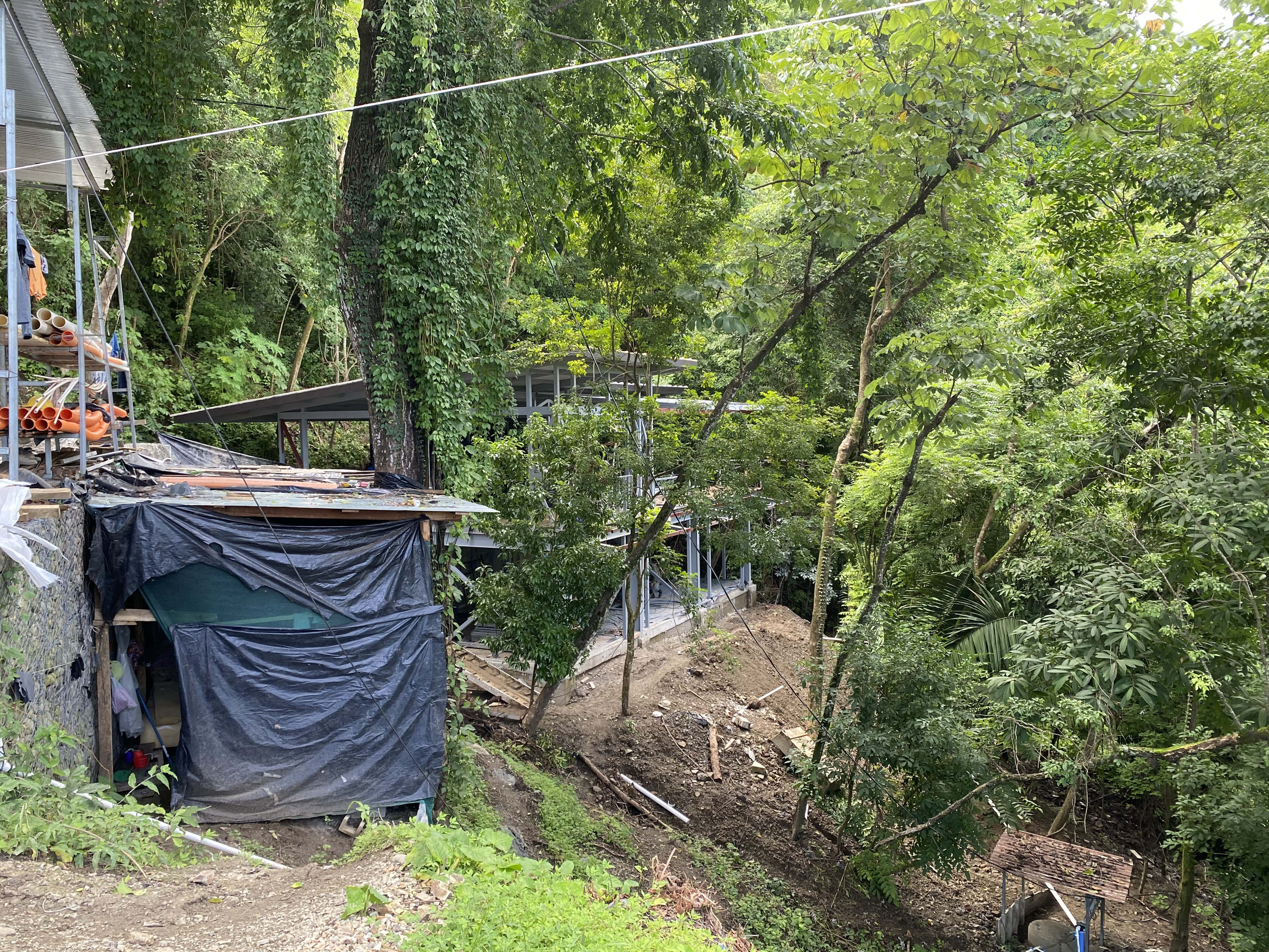 2 luxury homes in Malpais