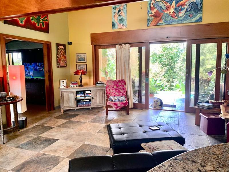 Living room area-min