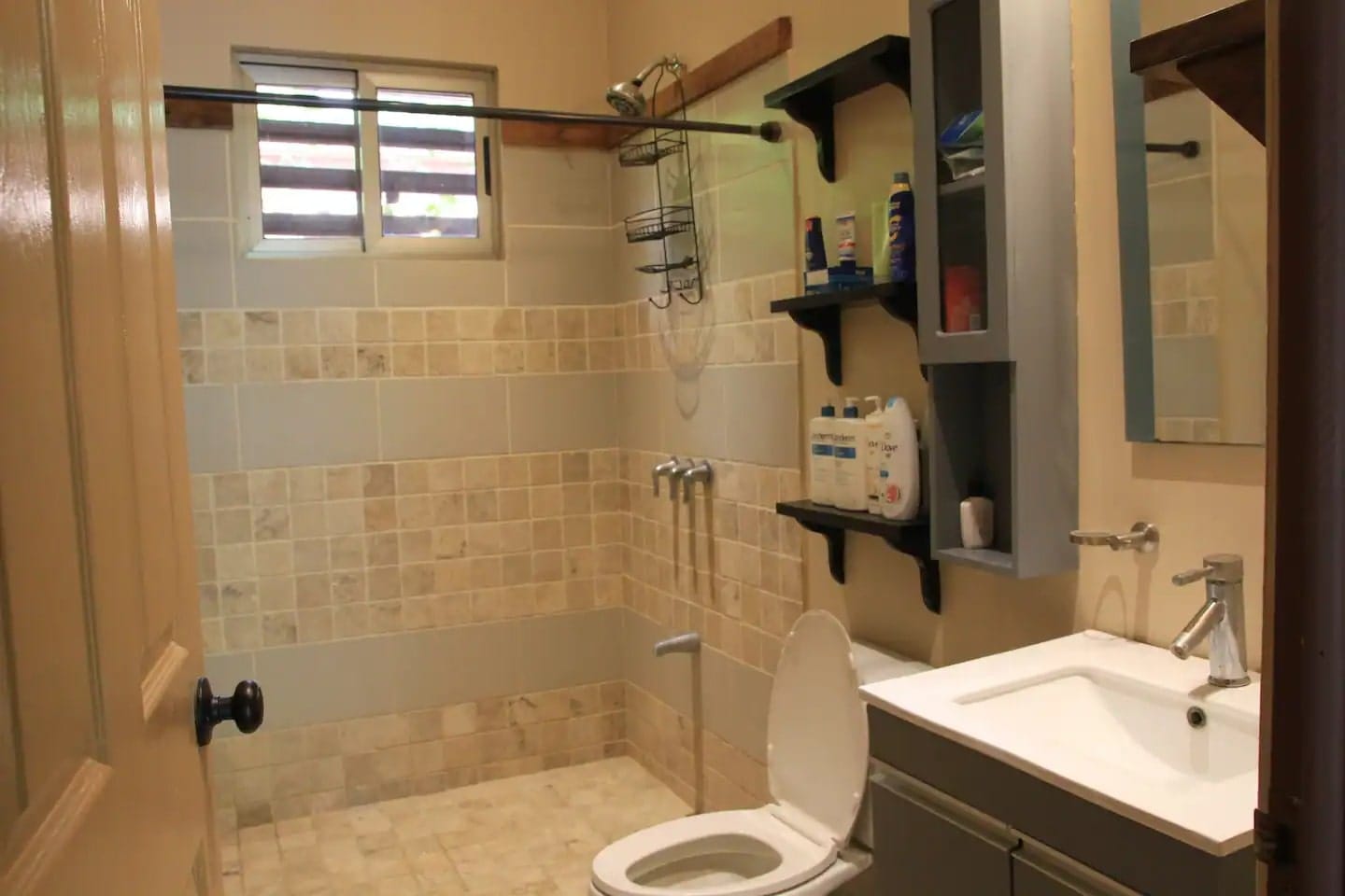 Cozy home in the heart of Santa Teresa