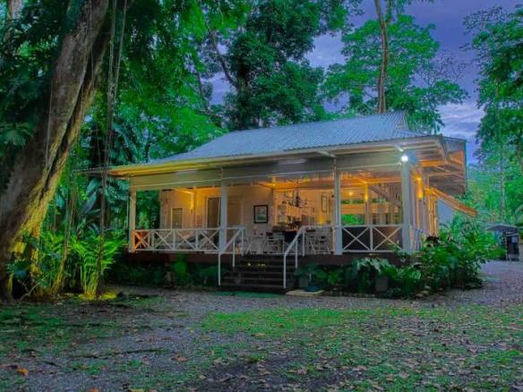Home in Puerto Viejo